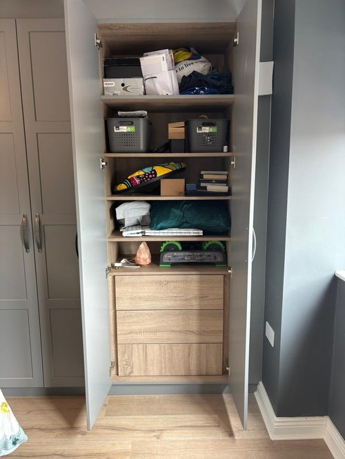 custom-bedroom-wardrobe-1 custom-bedroom-wardrobe-1