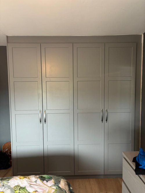 custom-bedroom-wardrobe-11 custom-bedroom-wardrobe-11